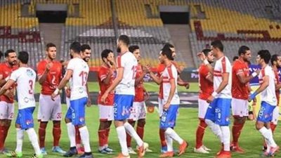 شوبير: إجراء مسحة كل 48 ساعة للاعبي الأهلي والزمالك