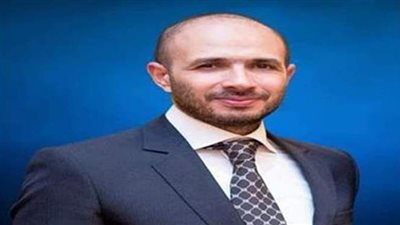خالد الطوخي يشكر نيفين القباج تقديراً للتعاون بين جامعة مصر ووزارة التضامن