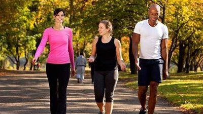 حارب كورونا وتمتع بصحة جسدية وعقلية بالمشي 30 دقيقة فقط يوميا