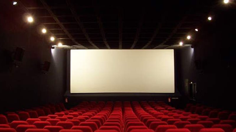 رؤية السينما في المنام