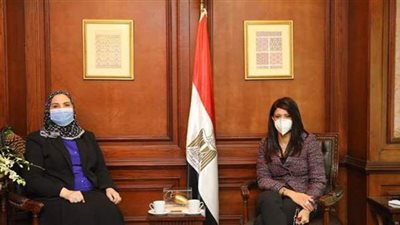 وزيرتا التعاون الدولي والتضامن تبحثان دعم برامج الحماية الاجتماعية من خلال التمويلات التنموية