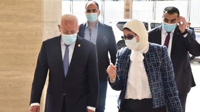 6 صور ترصد وصول وزيرة الصحة لبورسعيد للمشاركة في ملتقى 