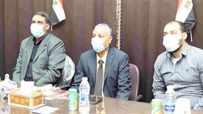 يوسف غرباوي يفتتح استوديو ومسرح جامعة الوادي الجديد