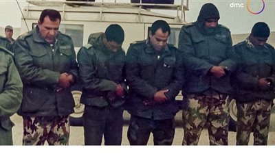 إسعاد يونس تعرض صورا نادرة للرئيس السيسي وقرينته | فيديو