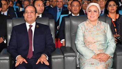 إنتصار السيسي تكشف أشياء جذبتها للرئيس وجعلتها توافق على الزواج منه | فيديو