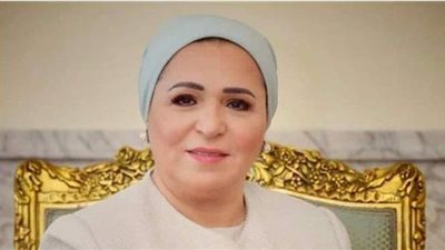 إنتصار السيسي تكشف عن نصيحة والدة الرئيس لها | فيديو