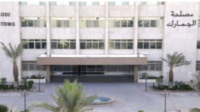 تحصيل 3 مليارات جنيه ضرائب ورسوم بجمارك «الدخيلة» و«السخنة» في أكتوبر الماضي