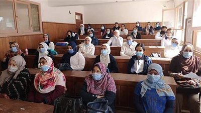 مركز إعلام المنيا يطالب بتوفير جهاز قياس الحرارة للطلاب