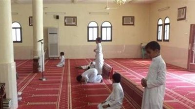 هل يجوز صلاة تحية المسجد أثناء قراءة القرآن الكريم؟