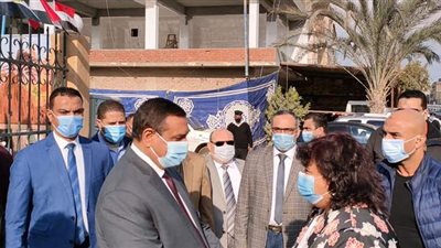 محافظ البحيرة يستقبل إيناس عبد الدايم لافتتاح قصر ثقافة وادي النطرون