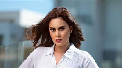 رشا مهدي تدعم فريقها في مباراة القرن: يا زمالك يا مدرسة