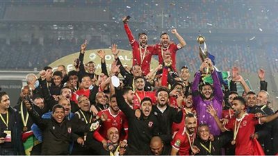 الأهلي يعلن عن مكافأة كبيرة للاعبين بعد الفوز بالبطولة الأفريقية