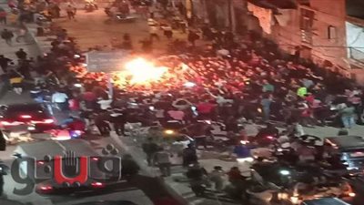 بالشماريخ..  جماهير الأهلي بالشرقية تحتفل باللقب الأفريقي | فيديو