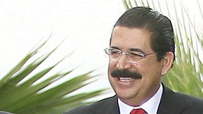 احتجاز رئيس هندوراس السابق في المطار لحيازته 18 ألف دولار