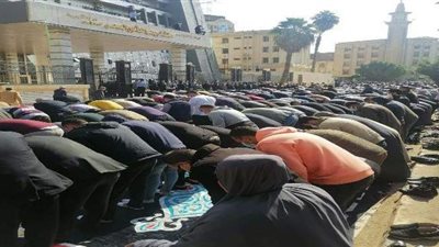 أداء صلاة الجنازة على النائب جمال حجاج في بنها | صور