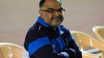 لاعبو الأهلي يرفضون رحيل طبيب الفريق