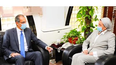 وزيرة البيئة: نتطلع لزيادة عدد مصانع تدوير المخلفات  الإلكترونية