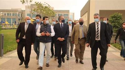 وزيرا الرياضة والسياحة يتفقدان فرع نادي النادي بالسادس من أكتوبر