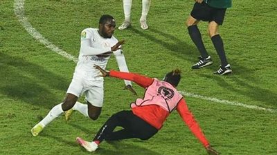 وكيل كاسونجو عن مشاجرته مع لاعب الأهلي بعد نهاية مباراة القرن: 