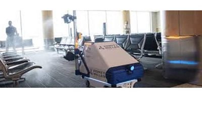 مطارات تكساس تستخدم الروبوتات للتعقيم ضد كورونا