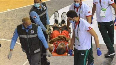 إصابة قوية في الرأس للاعب المنتخب المغربي لكرة السلة