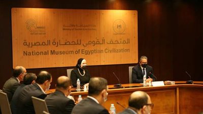 وزيرا التجارة والسياحة يبحثان الترتيبات الخاصة بمحتوى الجناح المصري بمعرض إكسبو دبي 2020