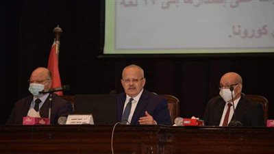 رئيس جامعة القاهرة يعلن فوز 32 عالمًا وباحثًا بجوائز الجامعة لعام 2019