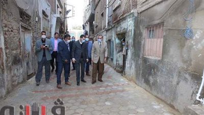 محافظ كفر الشيخ يتفقد شوارع فوه ورصف الطرق الداخلية بالإنترلوك | صور