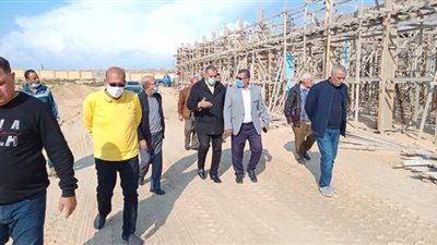 سكرتير عام شمال سيناء يتفقد المنطقة الحرفية بالعريش