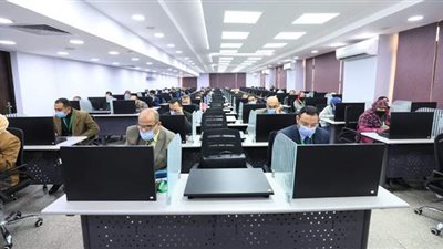 التنظيم والإدارة: تقييم 1500 متقدم لبرنامج منحة الماجستير بالأوقاف