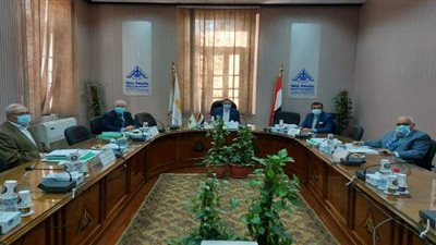 رئيس جامعة بنها  يترأس لجنة اختيار عميد كلية الهندسة