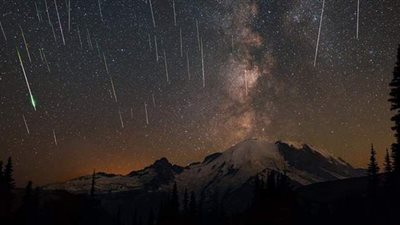 تصل لـ 120 شهابا في الساعة.. زخة  الجوزاء تزين سماء ديسمبر