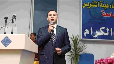 جامعة جنوب الوادي بقنا تواصل فعاليات الأسبوع الثقافي الأول | صور