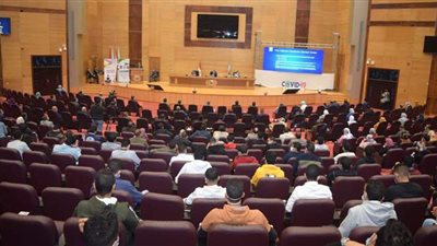 انطلاق المؤتمر البحثي الأول بجامعة سوهاج عن كورونا