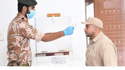 عُمان تستأنف إصدار  التأشيرات السياحية بعد تعليقها بسبب كورونا