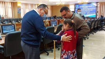 معاشات ومساعدات مالية عاجلة للحالات الأكثر احتياجاً بالشرقية