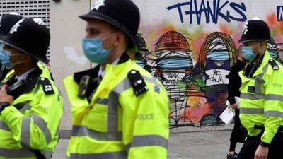 الشرطة  البريطانية تغلق منطقة ناطحات سحاب بسبب طرد مشبوه