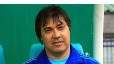 أشرف قاسم ينضم لاجتماع لجنة الكرة بنادي الزمالك