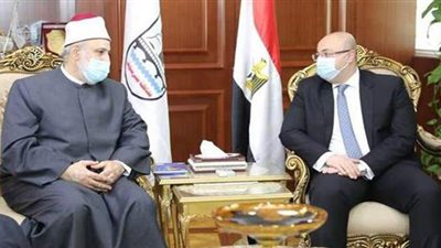 محافظ بني سويف يستقبل قيادات الأزهر في أول أيام برنامج التوعية الأسرية بالمحافظة