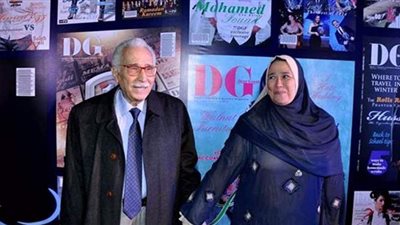 موقف على المسرح معجبوش.. عبد الرحمن أبو زهرة يكشف سر منع زوجته من التمثيل