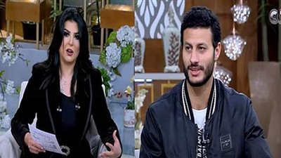 منى الشاذلي تتصدر تويتر بعد حلقة الشناوي.. ومتابعون: 