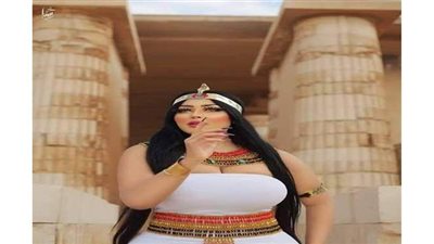 تفاصيل جديدة عن فتاة سقارة.. صورت إعلانًا وهدفى تنشط السياحة.. والناس كانت مبسوطة.. المصور :  أخدت 1000 جنيه.. والنيابة العامة تبدأ التحقيقات