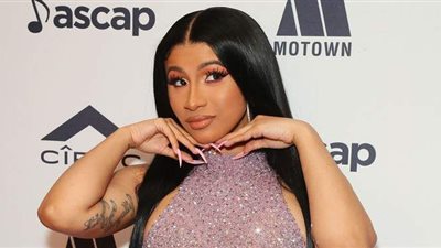 كاردي بي تتعرض لانتقادات شديدة لطريقة احتفالهم بعيد الشكر .. اعرف الحكاية