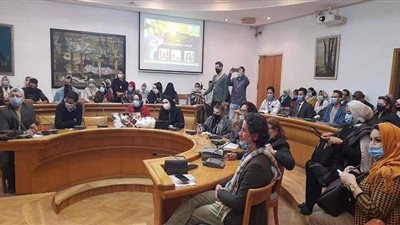 إقبال كبير لحضور ندوة 