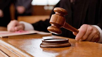 قبيل محاكمة والديه بالقليوبية.. الطب الشرعي:  