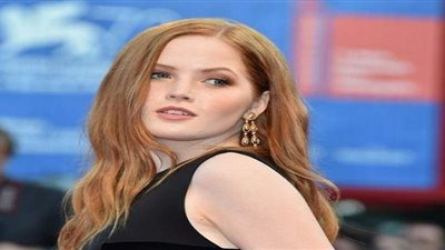 إيلي بامبر  وكايلي سبايني أبطال جدد بـ 