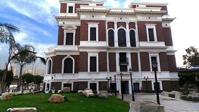 76 ألف زائر لمعرض 