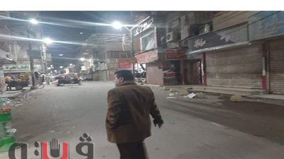 الوحدات المحلية ببني سويف تبدأ تنفيذ قرار غلق المحال التجارية | صور