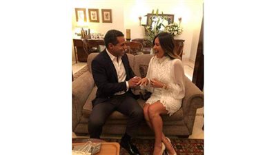 قبل حفل  الزفاف..  فارق العمر بين أمينة خليل وخطيبها