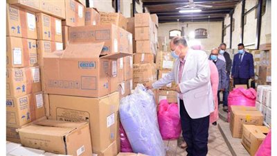 محافظ أسيوط يتفقد العمل بمستشفى الحميات (صور)